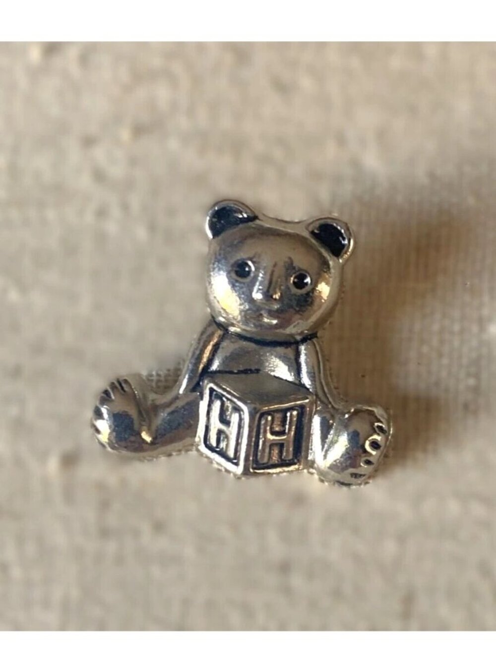 VINTAGE 1990s Silver-tone Teddy Bear Letter H Alphabet Block Pin Brooch J134